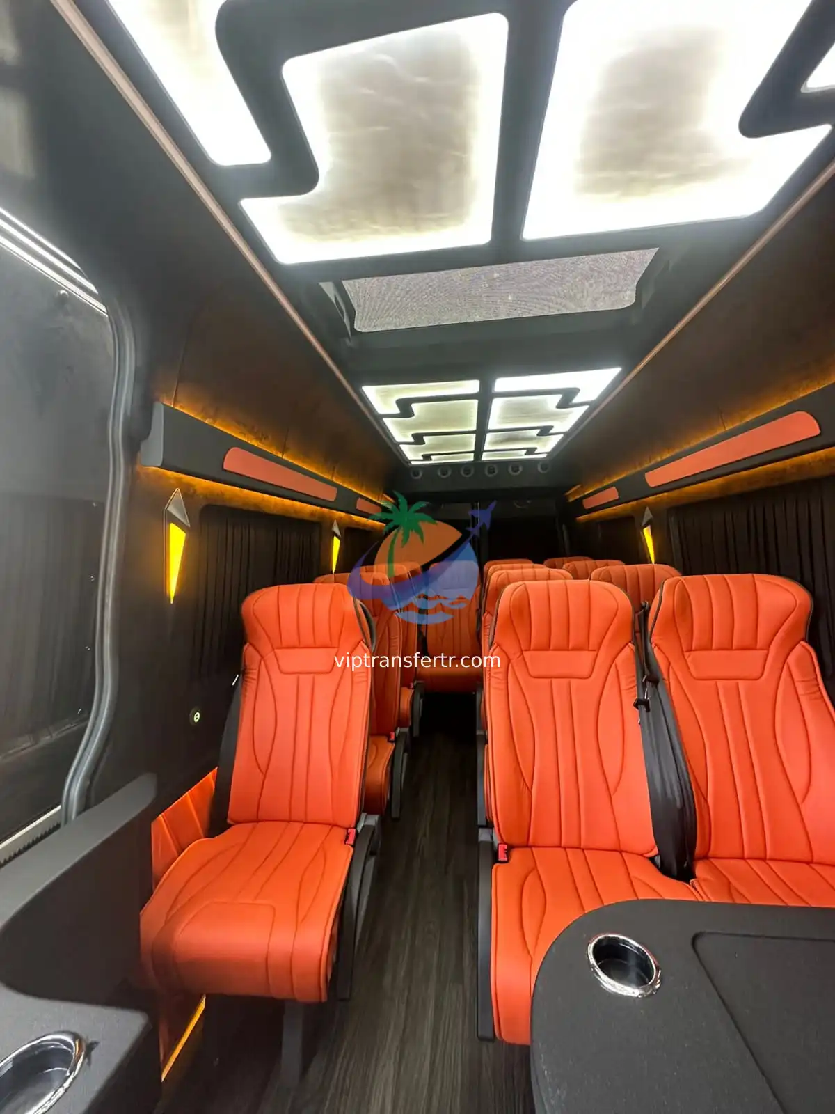 Mercedes Sprinter Mini Ultra VIP