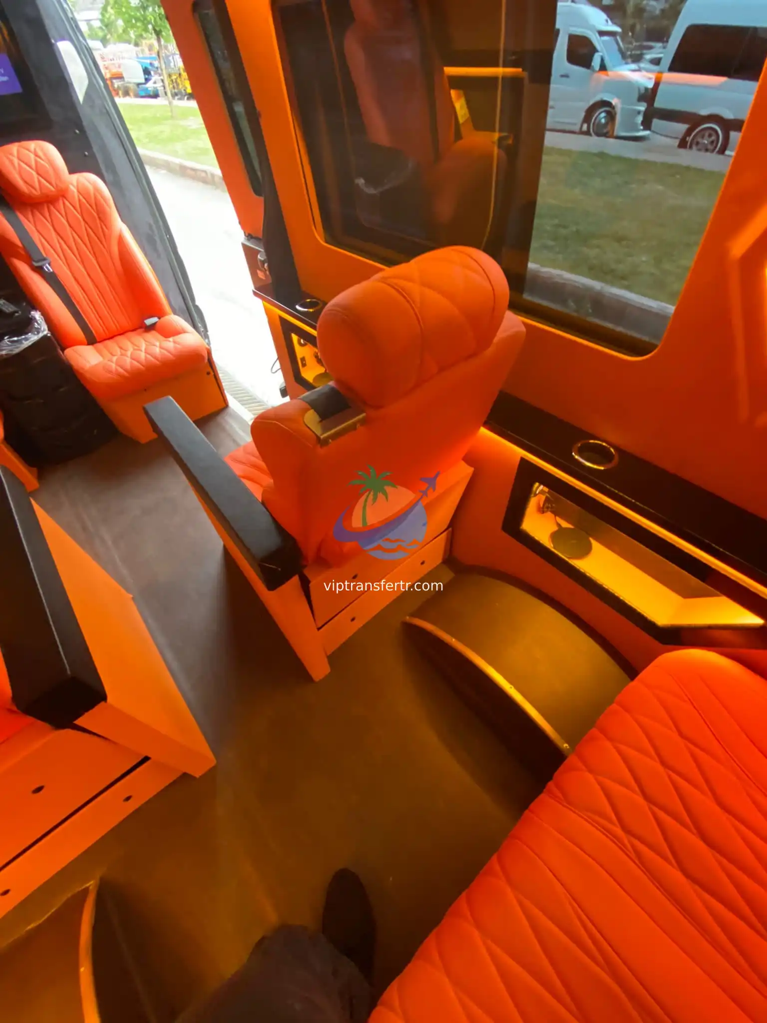 Mercedes Sprinter Mini Ultra VIP
