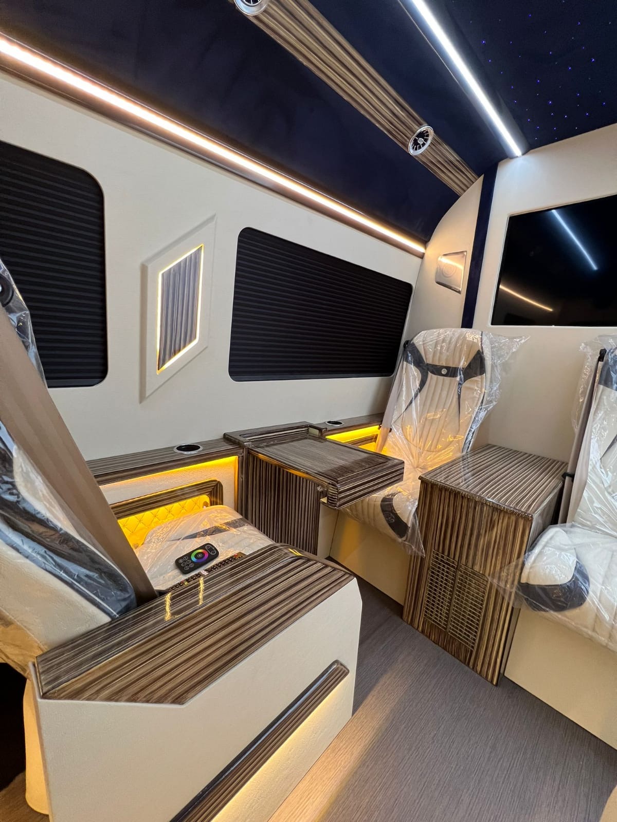 Mercedes Sprinter Mini Vip